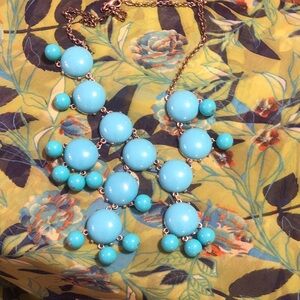 Chic Faux Turquoise Necklace with Silver Accents